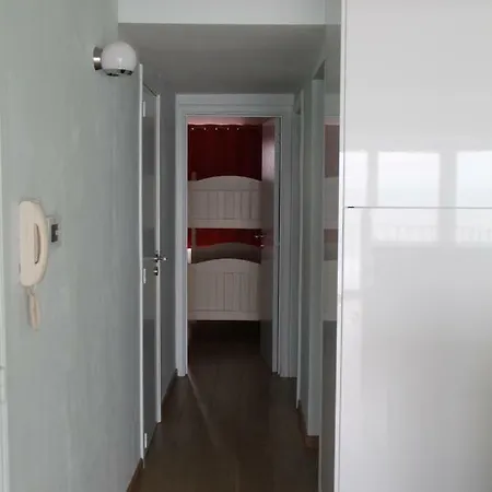 Apartman Zeedijk 241, Uitzicht Op Zee, Vue Sur La *